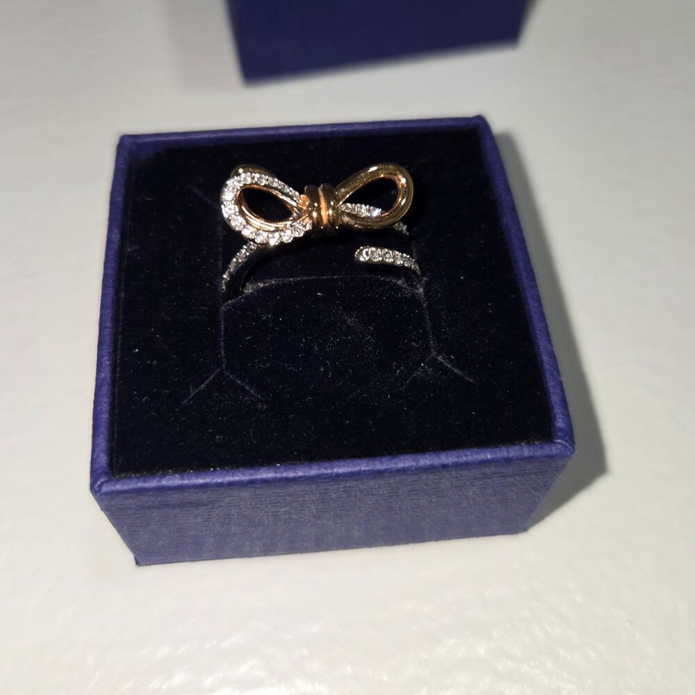 *BRAND NEW* Swarovski Two-Toned Ring - Picture 2 of 8